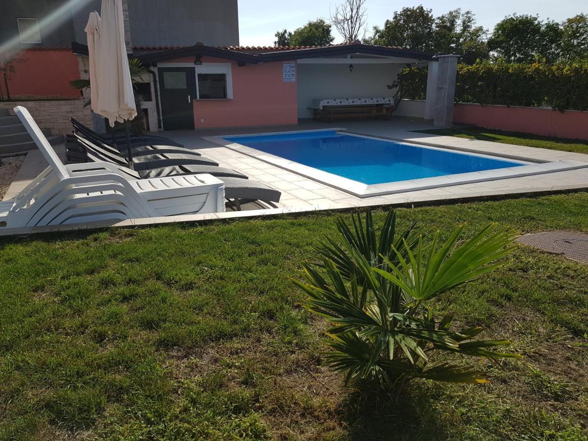 Ferienhaus Bucic بوجي المظهر الخارجي الصورة