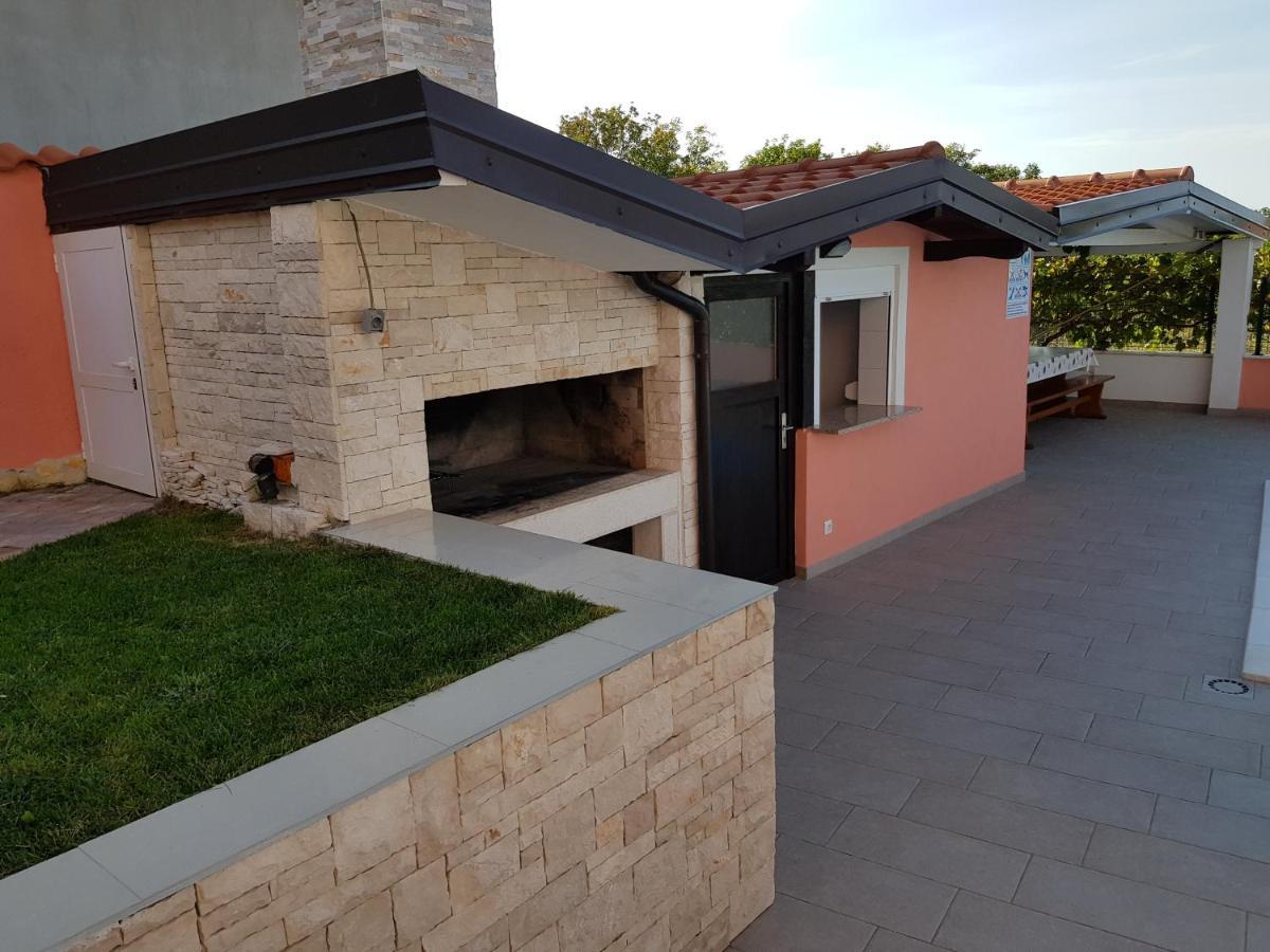 Ferienhaus Bucic بوجي المظهر الخارجي الصورة