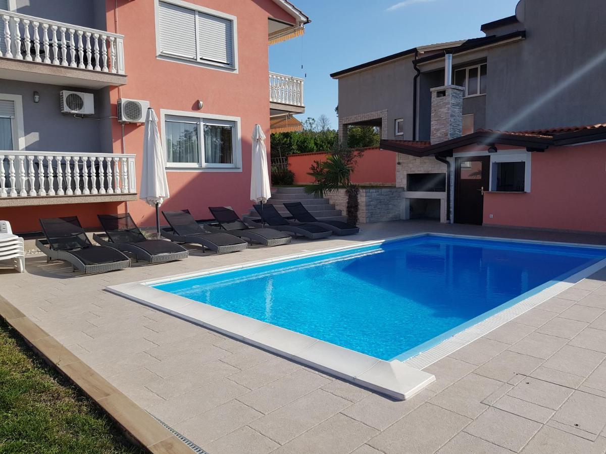 Ferienhaus Bucic بوجي المظهر الخارجي الصورة